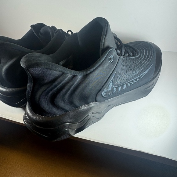 Nike Giannis Immortality 4 Men’s Size 11 Triple Black Basketball Sneakers